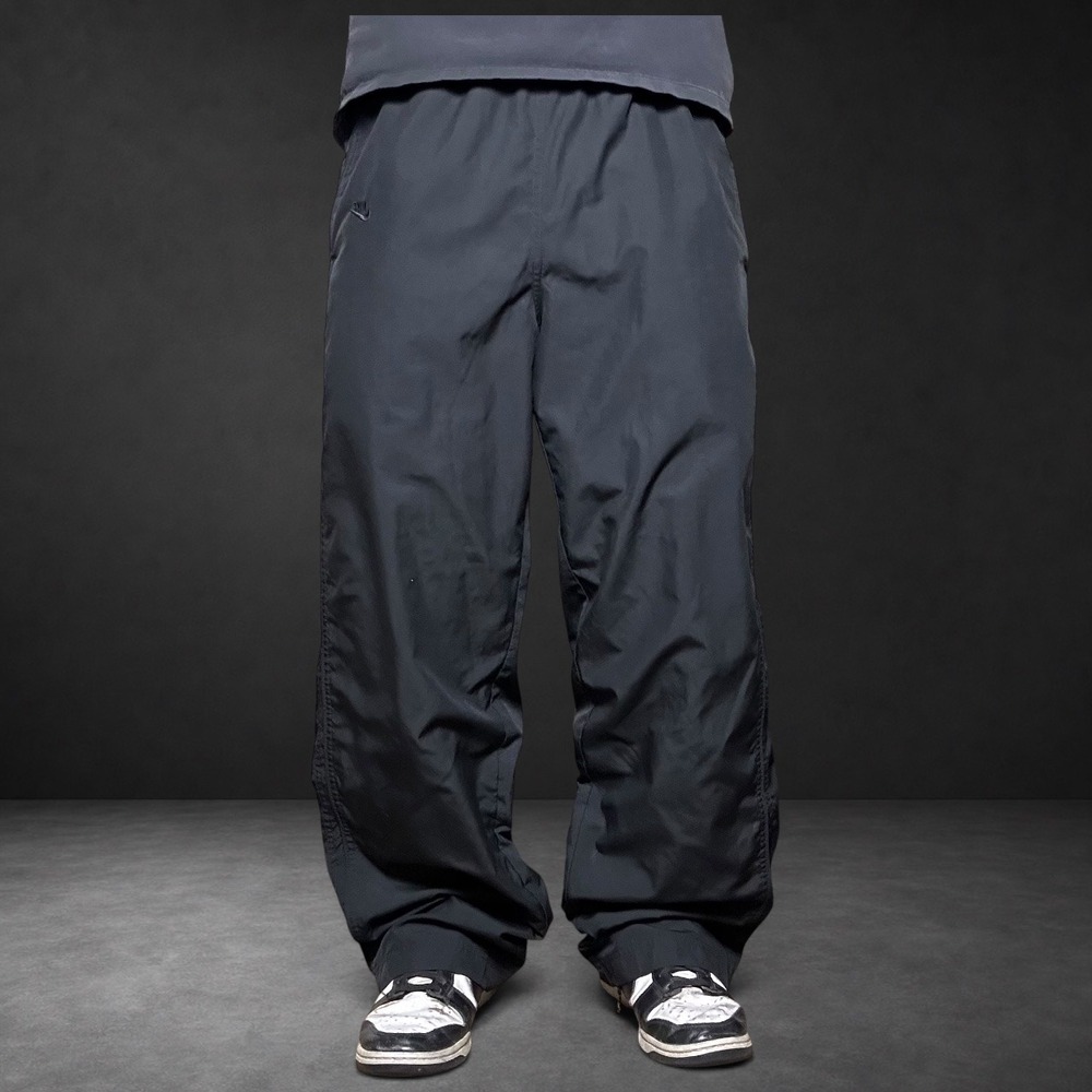 Nike Sportswear Baggy Black Nylon Track Pants Windbreaker Skater Y2K Men Size L
